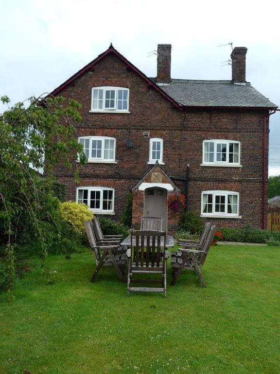 Birtles Farm Bed And Breakfast Knutsford Kültér fotó